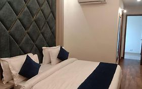Hotel Pine Rock Mountain View, Mussoorie